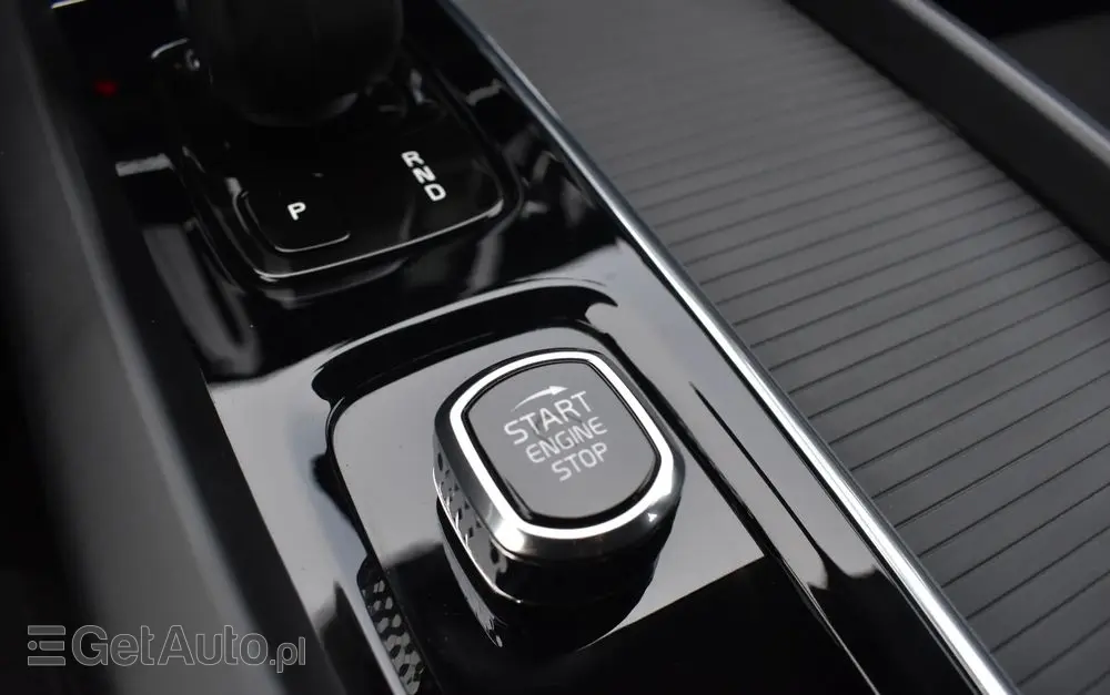 VOLVO XC 60 B4 D AWD Momentum Pro