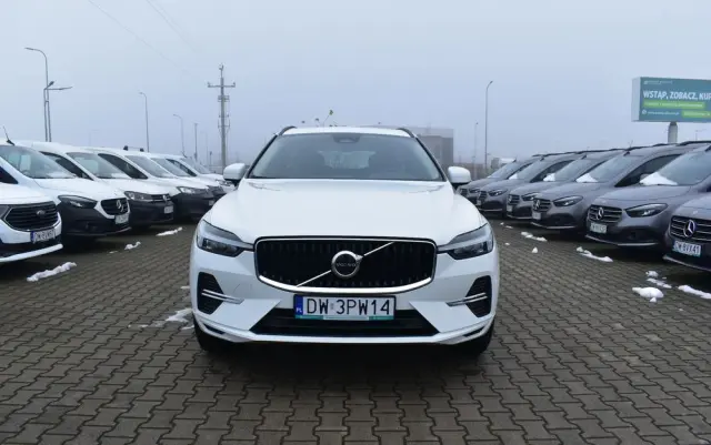 VOLVO XC 60 B4 D AWD Momentum Pro