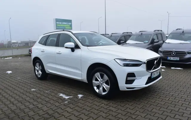 VOLVO XC 60 B4 D AWD Momentum Pro