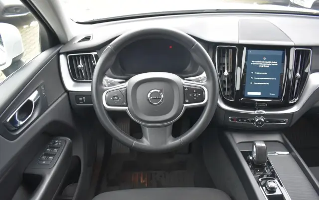 VOLVO XC 60 B4 D AWD Momentum Pro