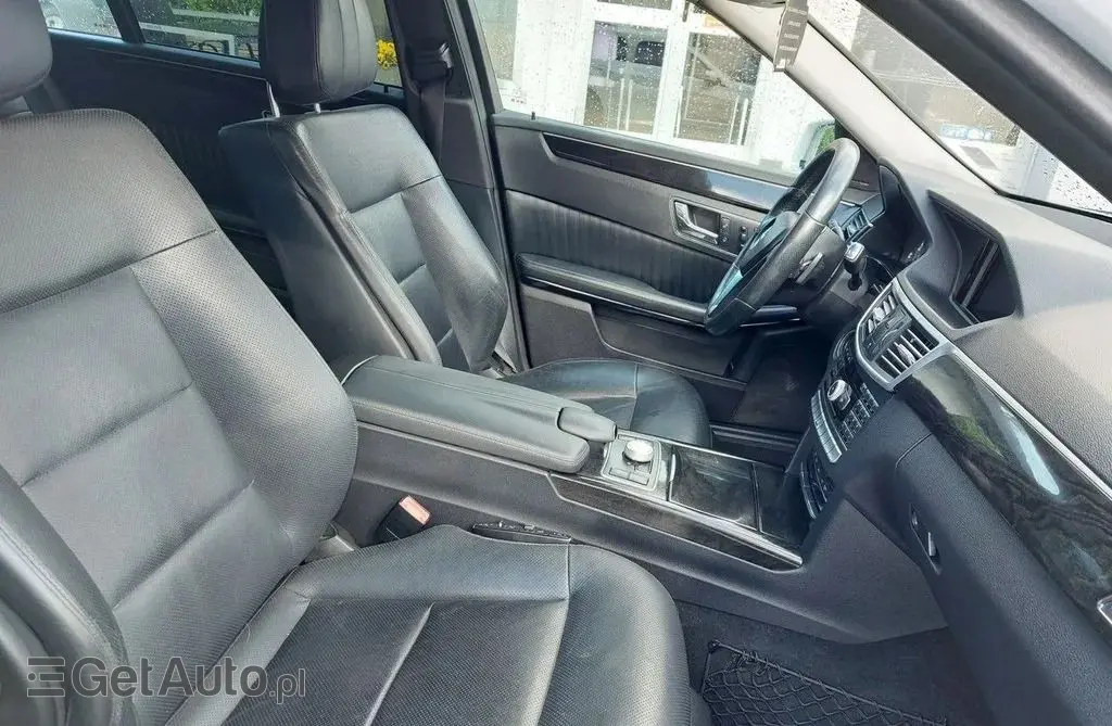 MERCEDES-BENZ Klasa E 