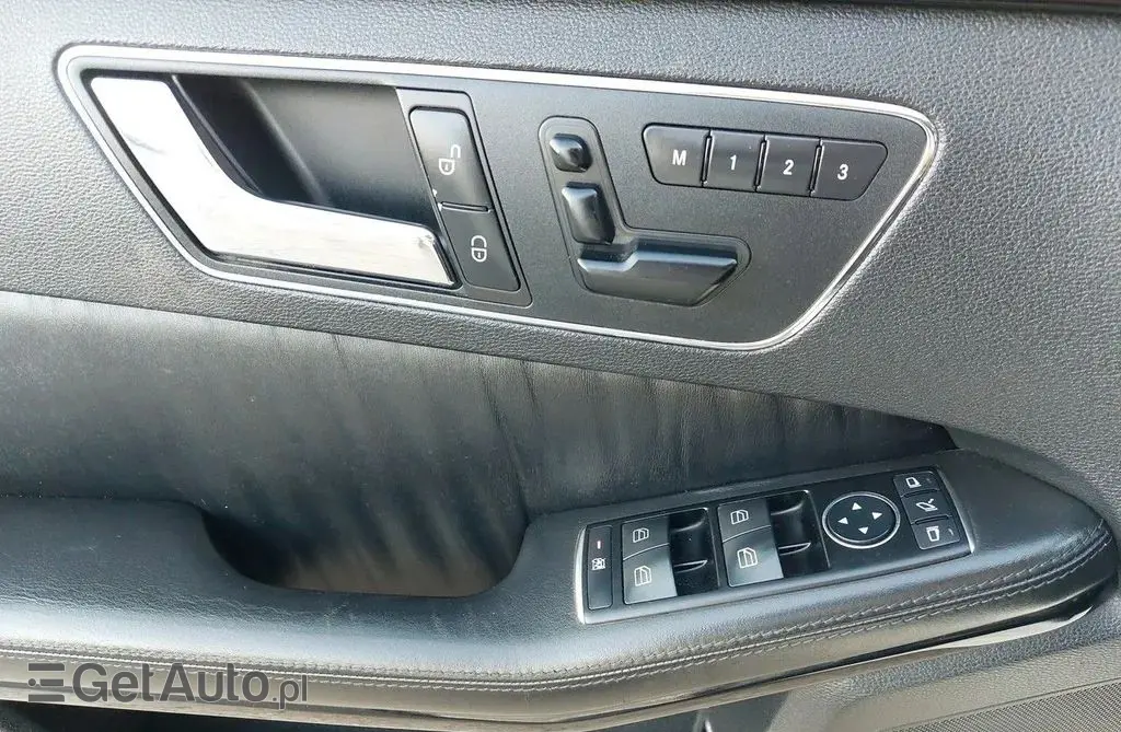 MERCEDES-BENZ Klasa E 