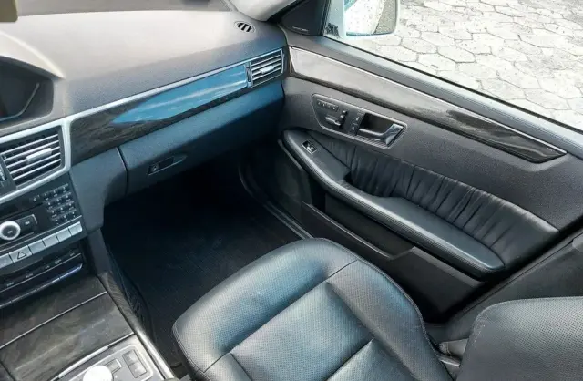 MERCEDES-BENZ Klasa E 