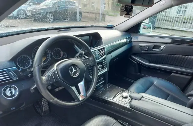 MERCEDES-BENZ Klasa E 