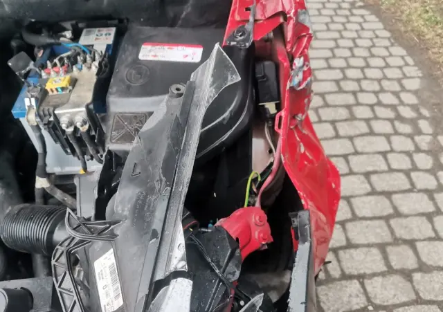 PEUGEOT Partner BlueHDi 120 Stop&Start Allure