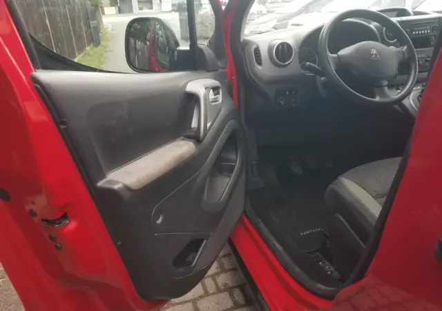 PEUGEOT Partner BlueHDi 120 Stop&Start Allure