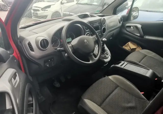 PEUGEOT Partner BlueHDi 120 Stop&Start Allure