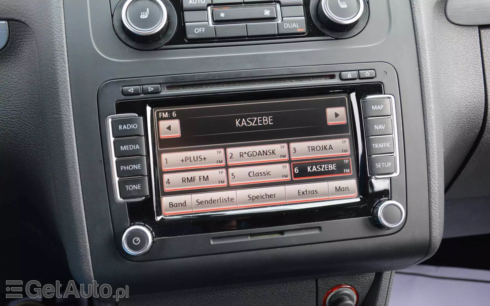 VOLKSWAGEN Touran 2.0 TDI DPF BlueMotion Technology Highline