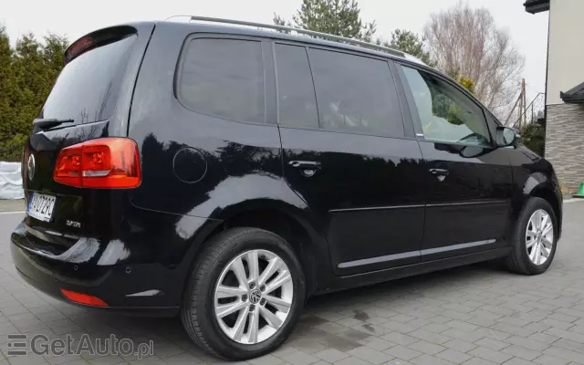VOLKSWAGEN Touran 2.0 TDI DPF BlueMotion Technology Highline