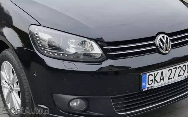 VOLKSWAGEN Touran 2.0 TDI DPF BlueMotion Technology Highline