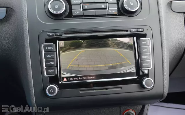 VOLKSWAGEN Touran 2.0 TDI DPF BlueMotion Technology Highline