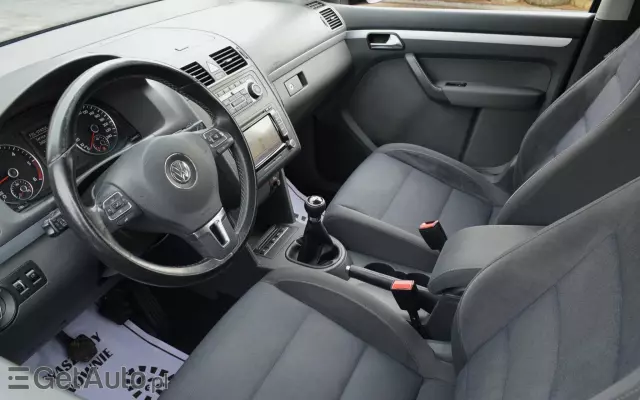 VOLKSWAGEN Touran 2.0 TDI DPF BlueMotion Technology Highline