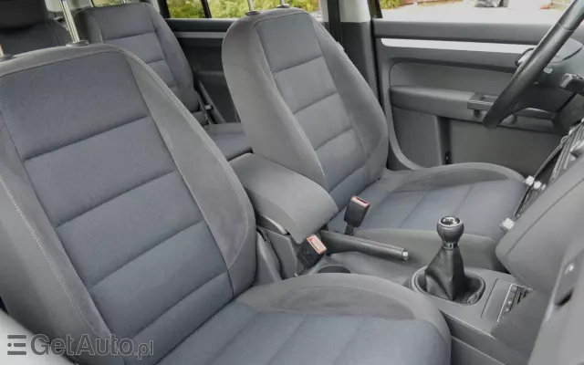 VOLKSWAGEN Touran 2.0 TDI DPF BlueMotion Technology Highline