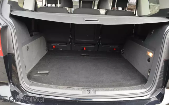 VOLKSWAGEN Touran 2.0 TDI DPF BlueMotion Technology Highline