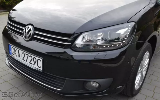 VOLKSWAGEN Touran 2.0 TDI DPF BlueMotion Technology Highline