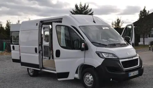 PEUGEOT Boxer 