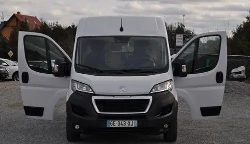 PEUGEOT Boxer 