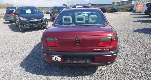 OPEL Omega 