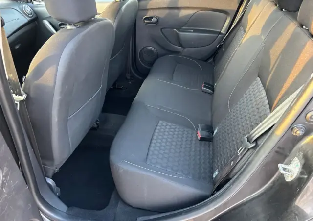 DACIA Logan 1.2 16V 75 Laureate
