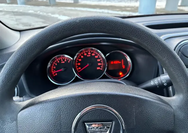 DACIA Logan 1.2 16V 75 Laureate