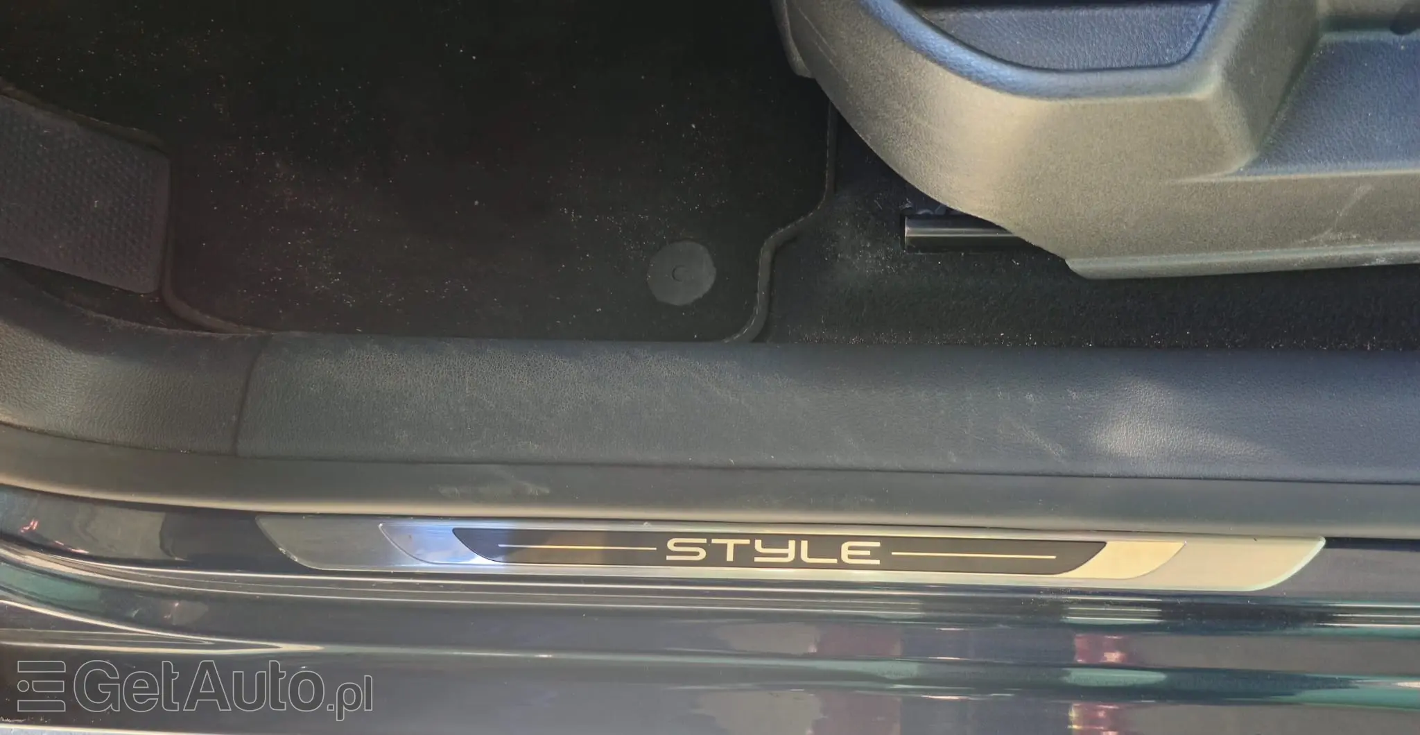 VOLKSWAGEN Golf Plus Comfortline BlueMotion