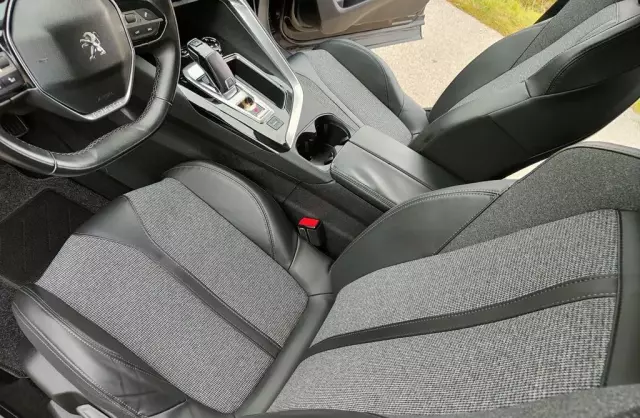 PEUGEOT 3008 1.6 BlueHDi (120 KM) Automatic S&S