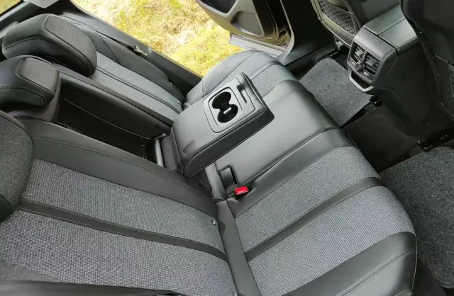 PEUGEOT 3008 1.6 BlueHDi (120 KM) Automatic S&S