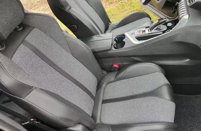 PEUGEOT 3008 1.6 BlueHDi (120 KM) Automatic S&S