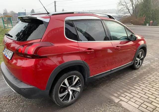 PEUGEOT 2008 PureTech 110 Stop&Start Crossway