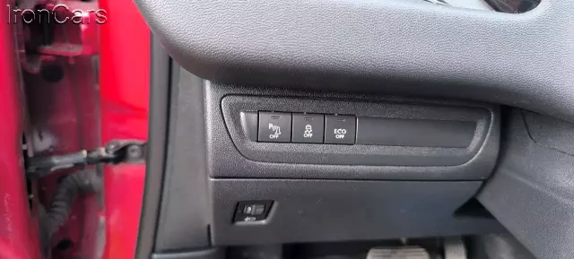 PEUGEOT 208 Allure Aut.