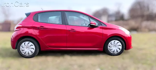 PEUGEOT 208 Allure Aut.