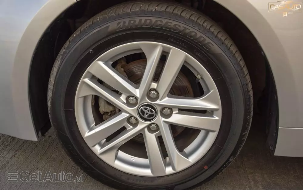 TOYOTA Corolla 1.8 Hybrid Business Edition