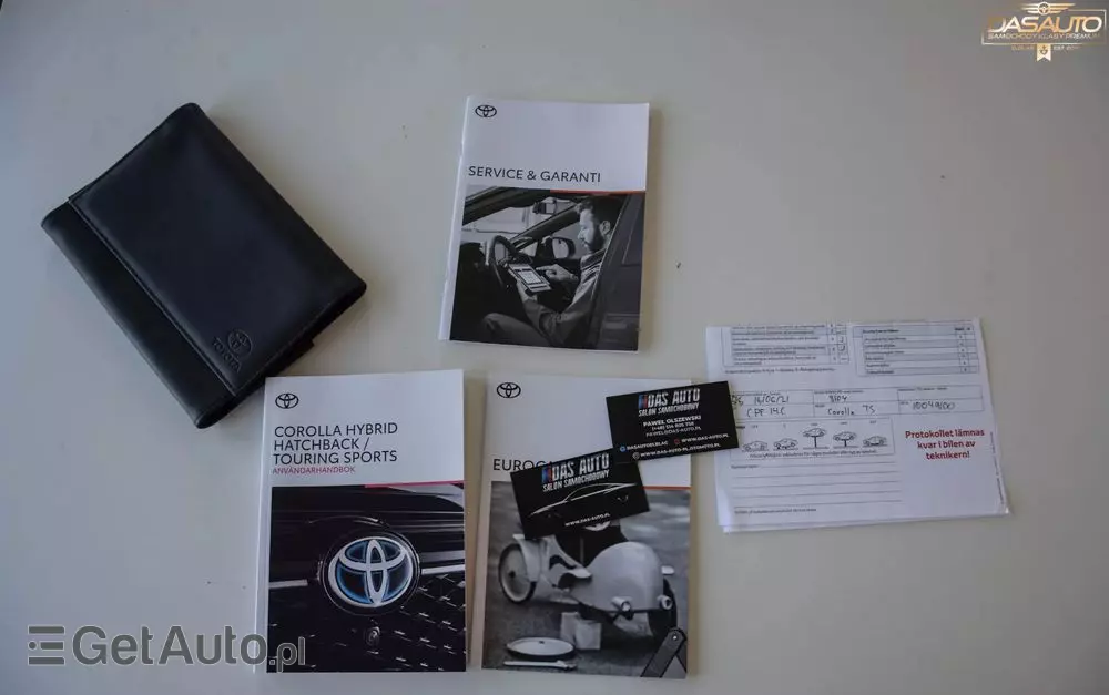 TOYOTA Corolla 1.8 Hybrid Business Edition