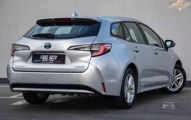 TOYOTA Corolla 1.8 Hybrid Business Edition