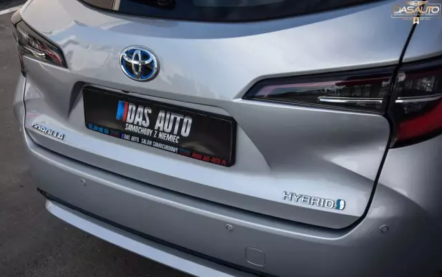 TOYOTA Corolla 1.8 Hybrid Business Edition