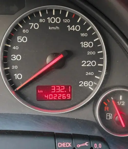 AUDI A4 