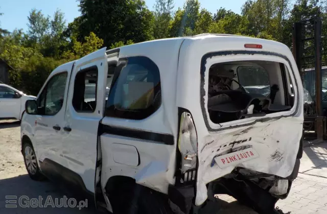 PEUGEOT Rifter Long 1.2 PureTech Active Pack S&S (7-os.)