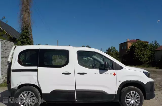 PEUGEOT Rifter Long 1.2 PureTech Active Pack S&S (7-os.)