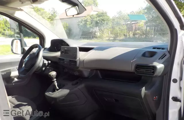 PEUGEOT Rifter Long 1.2 PureTech Active Pack S&S (7-os.)