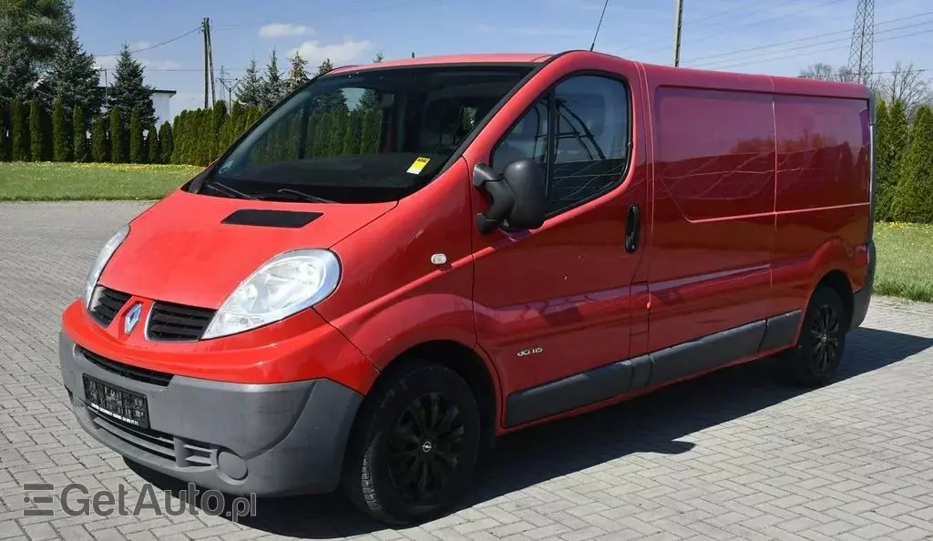 RENAULT Trafic 