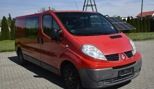 RENAULT Trafic 
