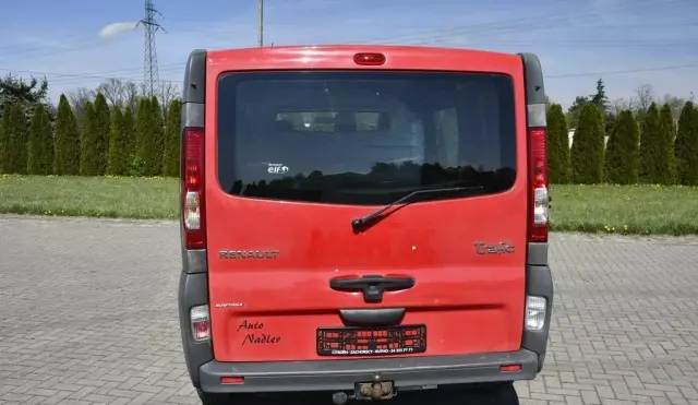 RENAULT Trafic 