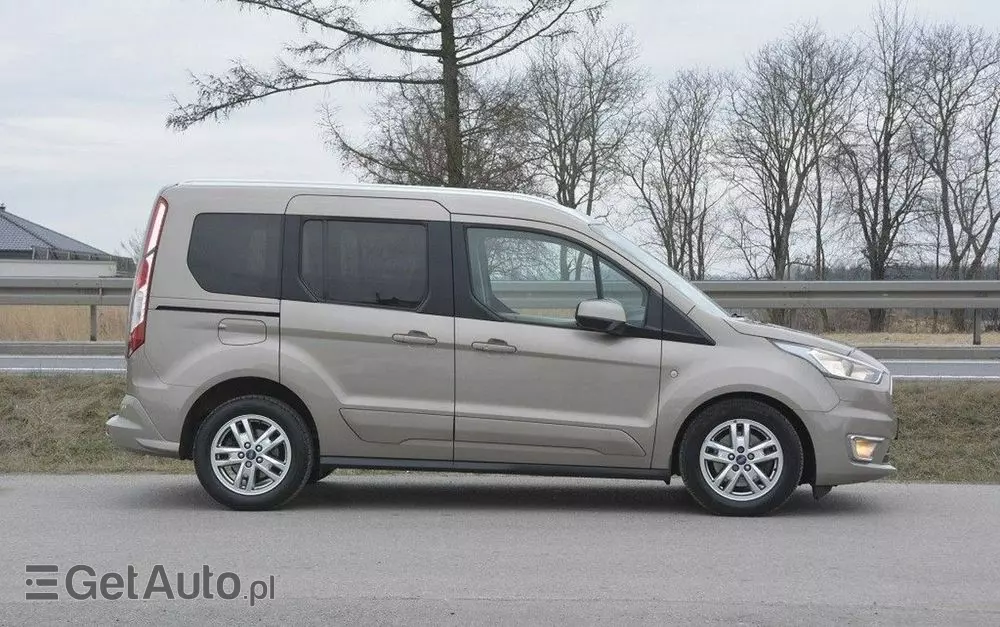 FORD Tourneo Connect 1.5 EcoBlue Start-Stop Titanium