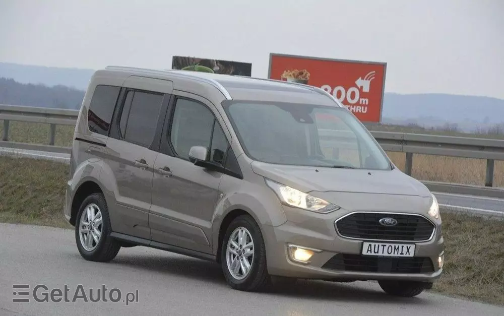 FORD Tourneo Connect 1.5 EcoBlue Start-Stop Titanium