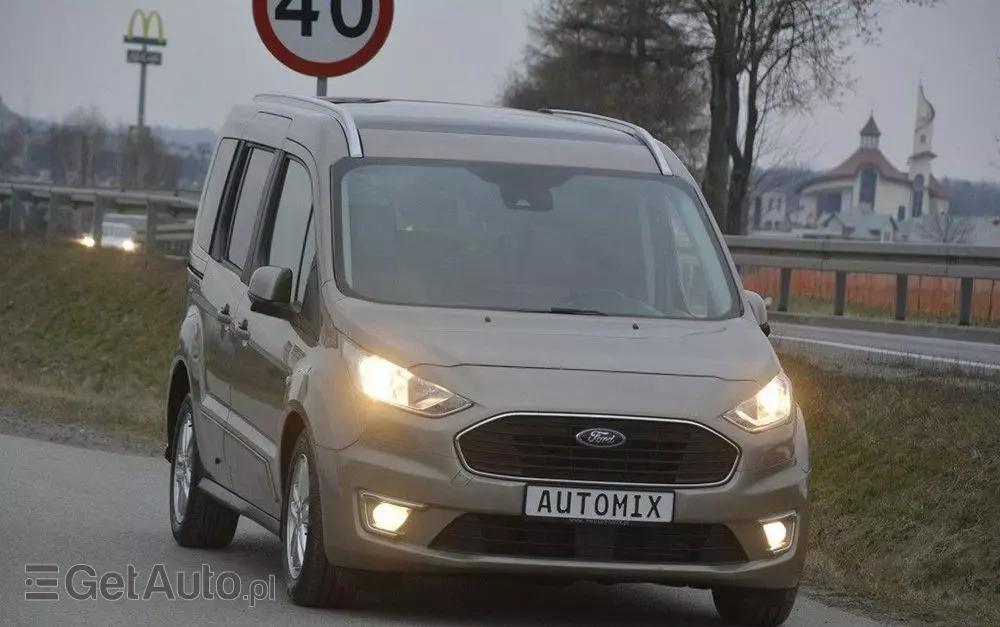 FORD Tourneo Connect 1.5 EcoBlue Start-Stop Titanium