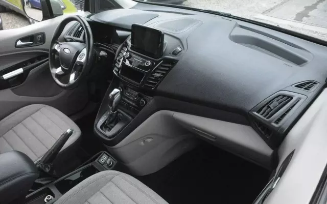 FORD Tourneo Connect 1.5 EcoBlue Start-Stop Titanium