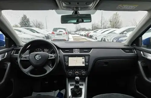 SKODA Octavia 