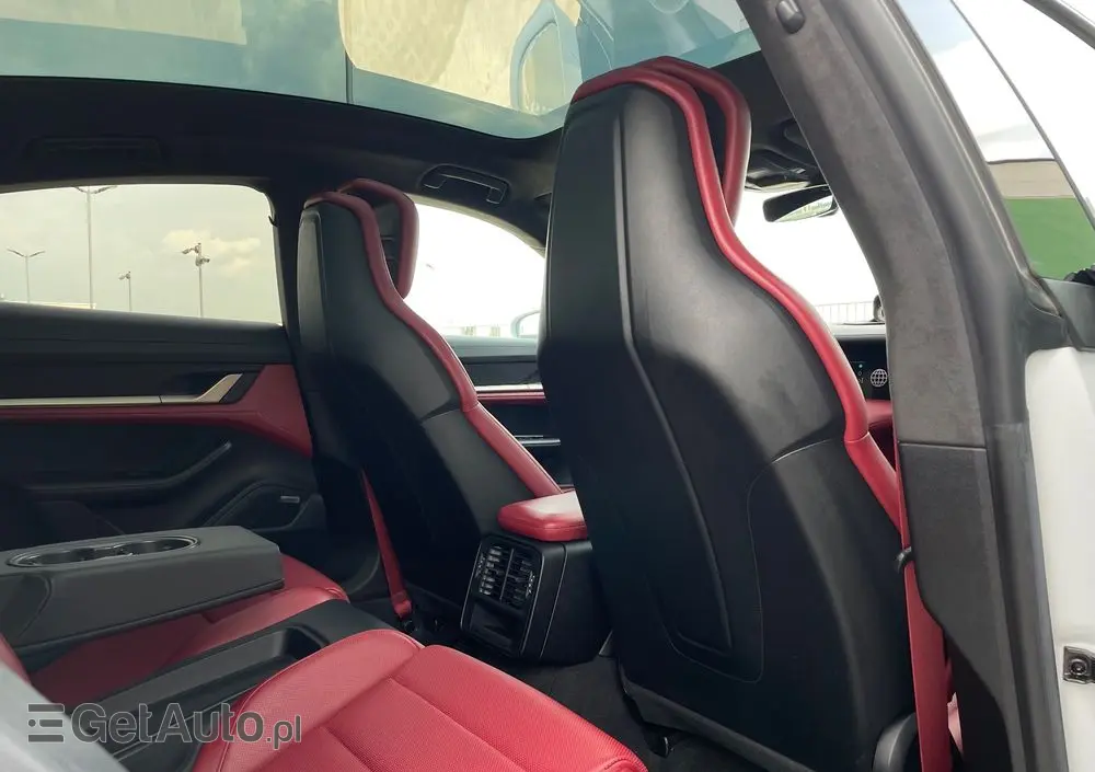 PORSCHE Taycan 4S Performance Plus