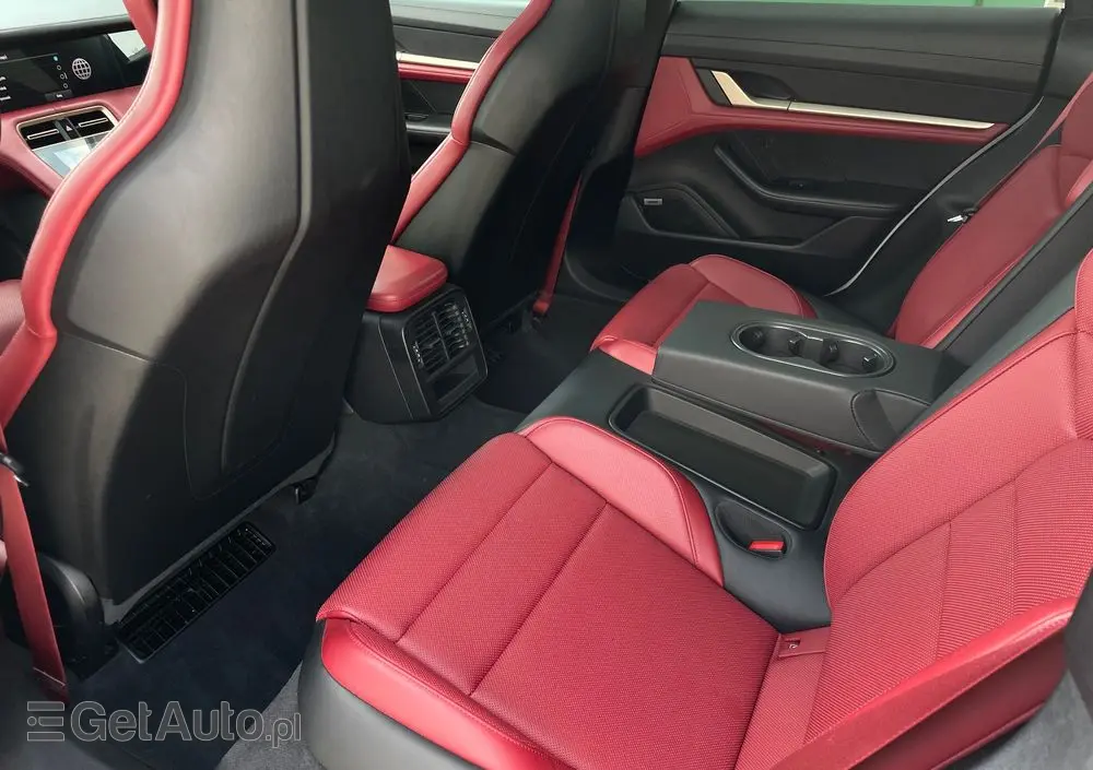 PORSCHE Taycan 4S Performance Plus