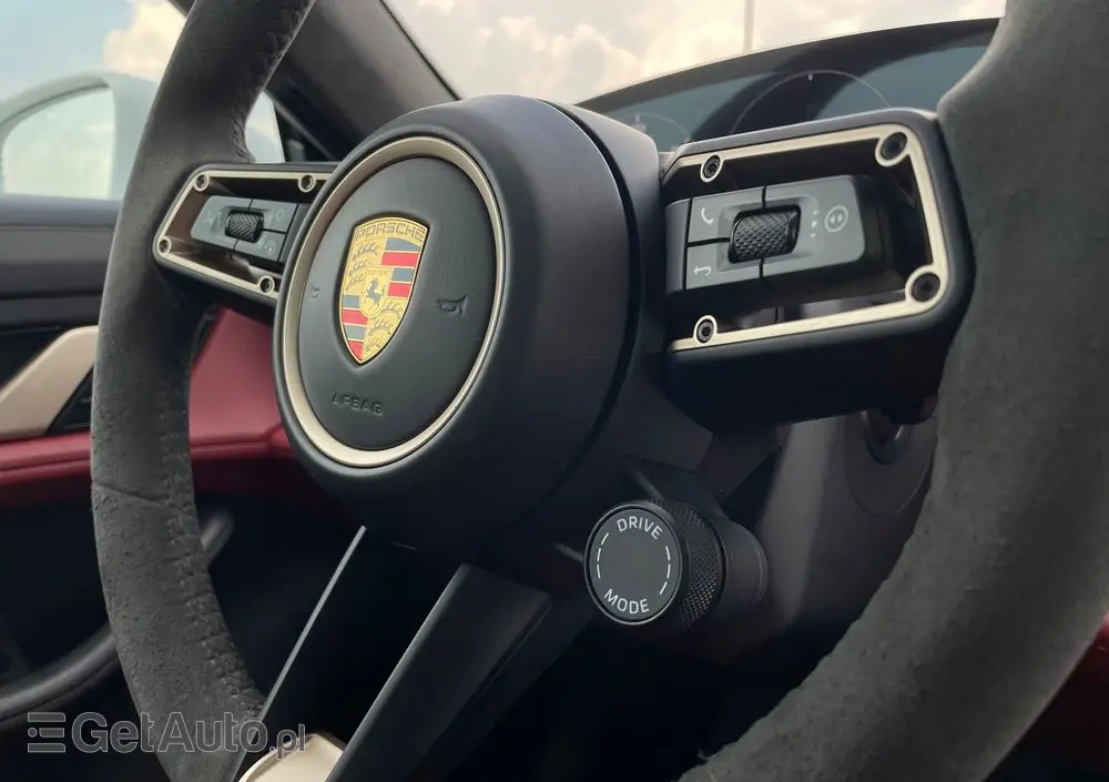 PORSCHE Taycan 4S Performance Plus